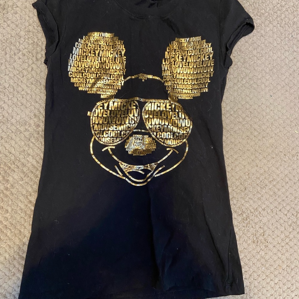 disney tee